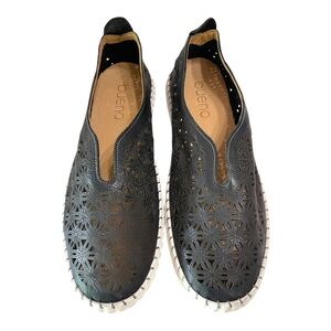 Bueno Daisy Black Leather Slip-On Shoes EU 42 (Approx US 10.5-11 Women)
